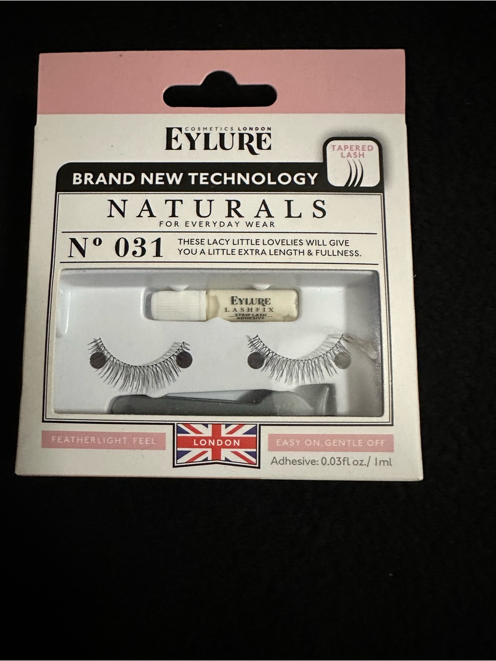 Eylure Naturals No. 031 Classic Tapered Lashes with Adhesive - Pink/White